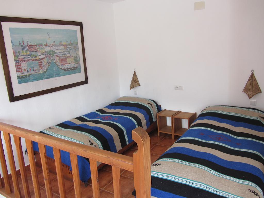 Sierra Y Mar Bed & Breakfast Ferreirola Rom bilde